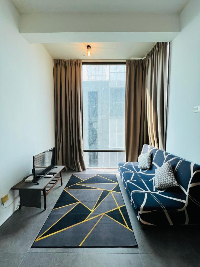 Furr Empire Damansara Studio Free Netflix Wifi Petaling Jaya Bagian luar foto